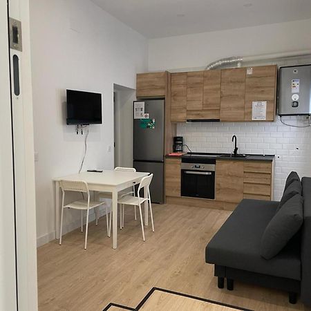 U1 Ap Nuevo, Bien Comunicado Madrid Centro Lägenhet Exteriör bild