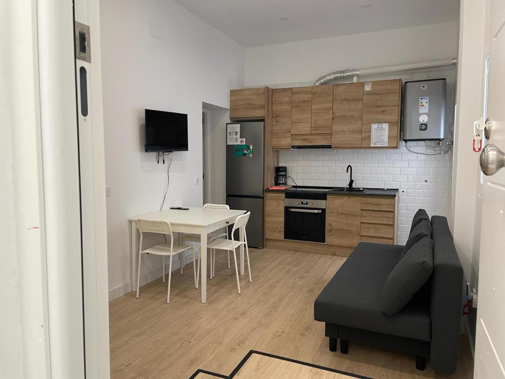 U1 Ap Nuevo, Bien Comunicado Madrid Centro Lägenhet Exteriör bild